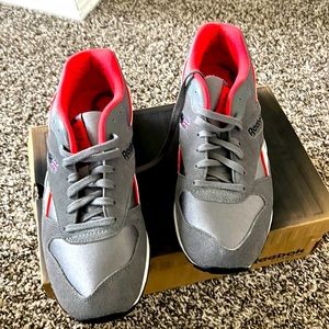 Men’s classic Reebok